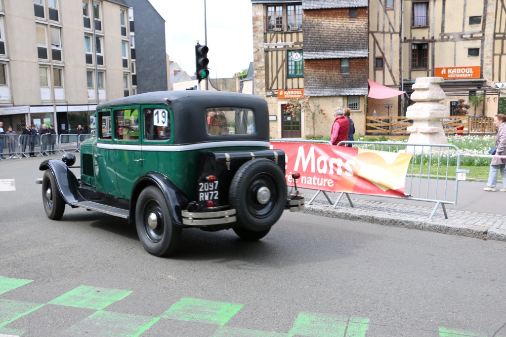 19-Peugeot12six-Breton2