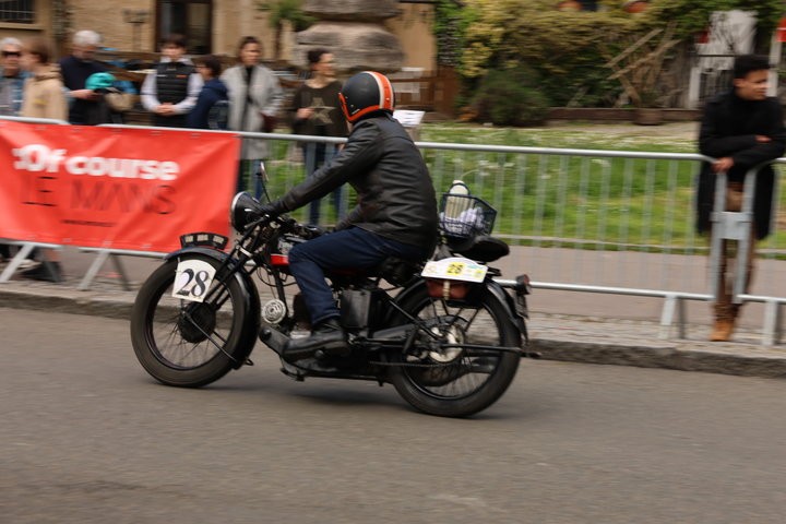 777a5760