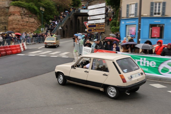 777a5889
