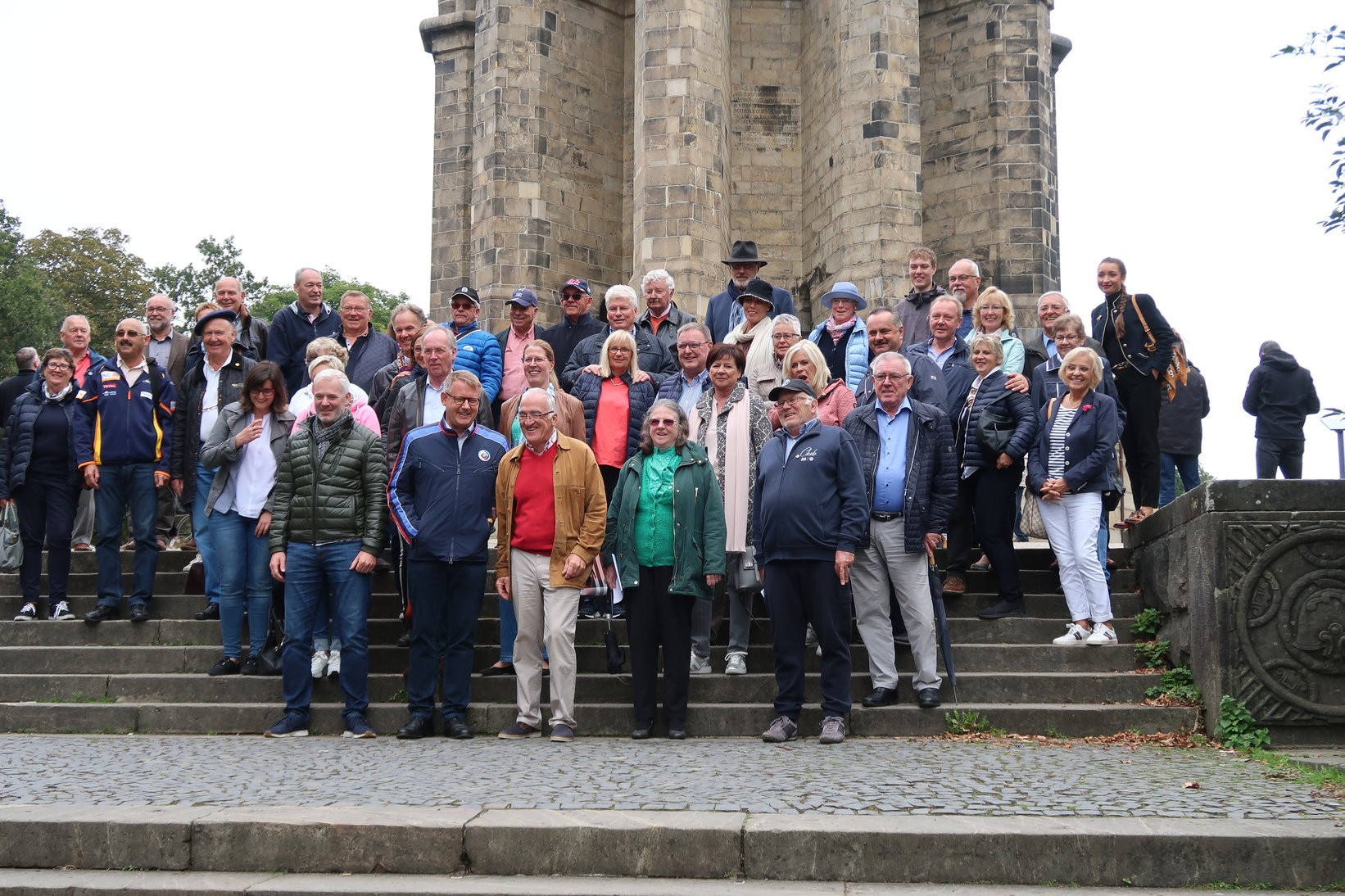 Dans la foret de teutobourg le monument hermann sept 2019 3 